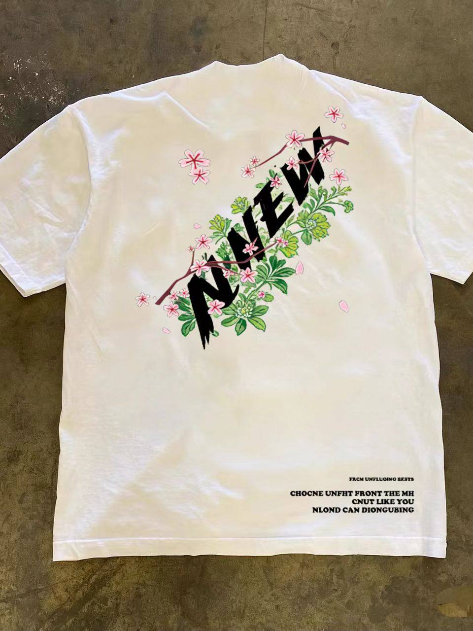 T-shirt a maniche corte in pur - Streetwear Brand Flower recensione e prezzo