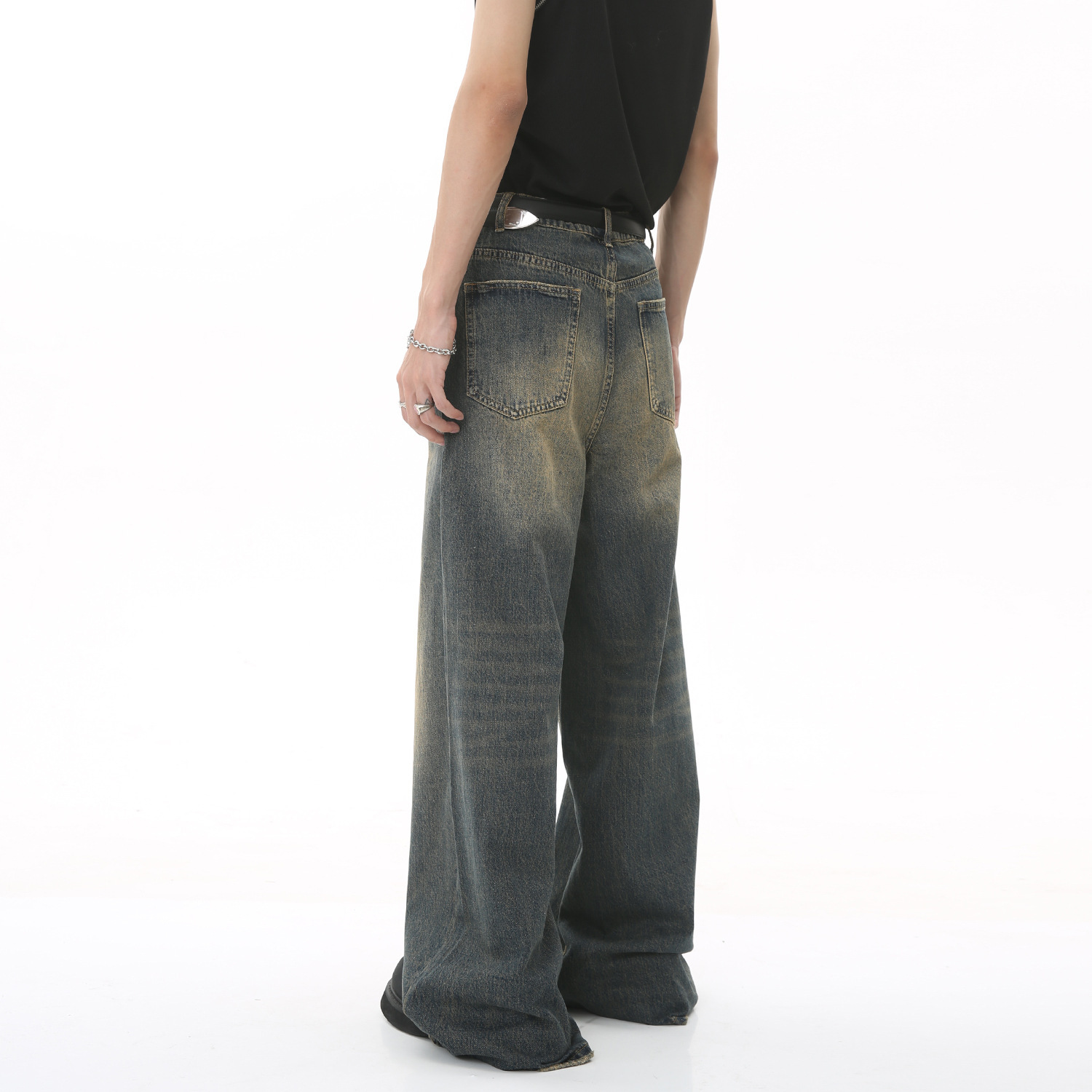 Jeans larghi a gamba larga da  - Streetwear Brand Popular recensione e prezzo