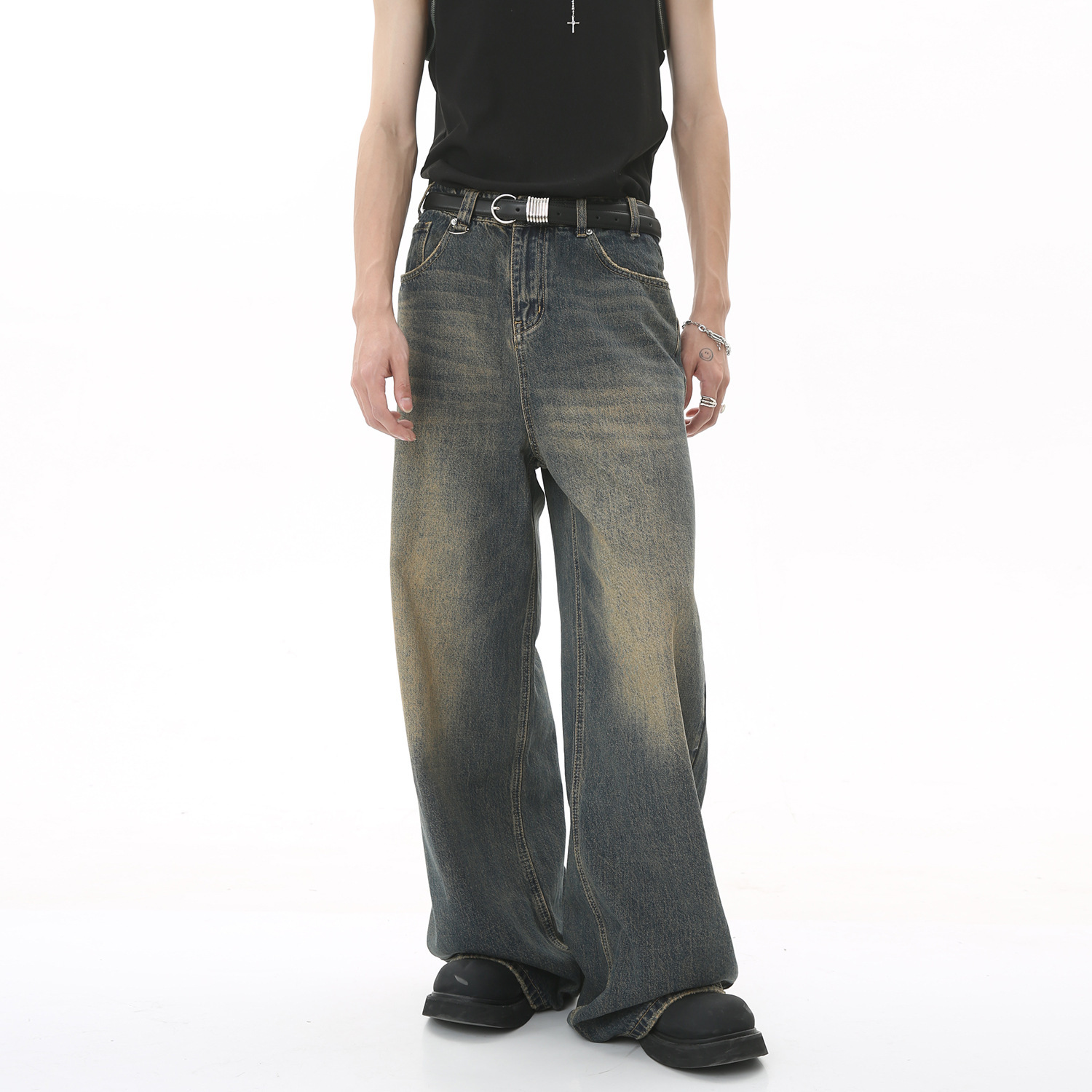 Jeans larghi a gamba larga da  - Streetwear Brand Popular recensione e prezzo
