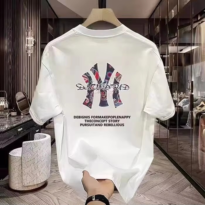 T-shirt in cotone con logo cla - Streetwear Brand Logos recensione e prezzo